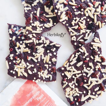 Raisin and Almond Chocolate Bark